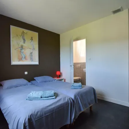 Villa Pretty With Pool In Morieres-les-avignon